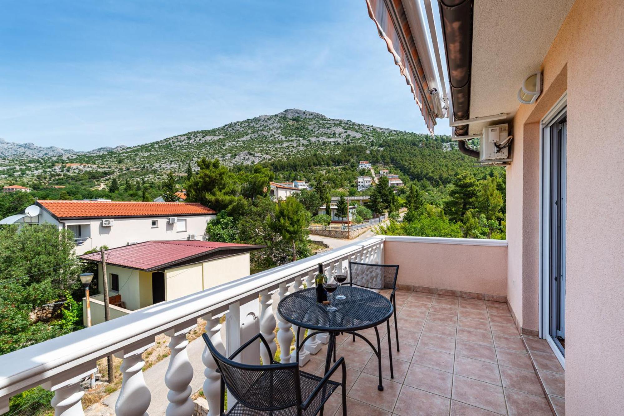 Apartments Prkacin 2 Starigrad Paklenica Buitenkant foto