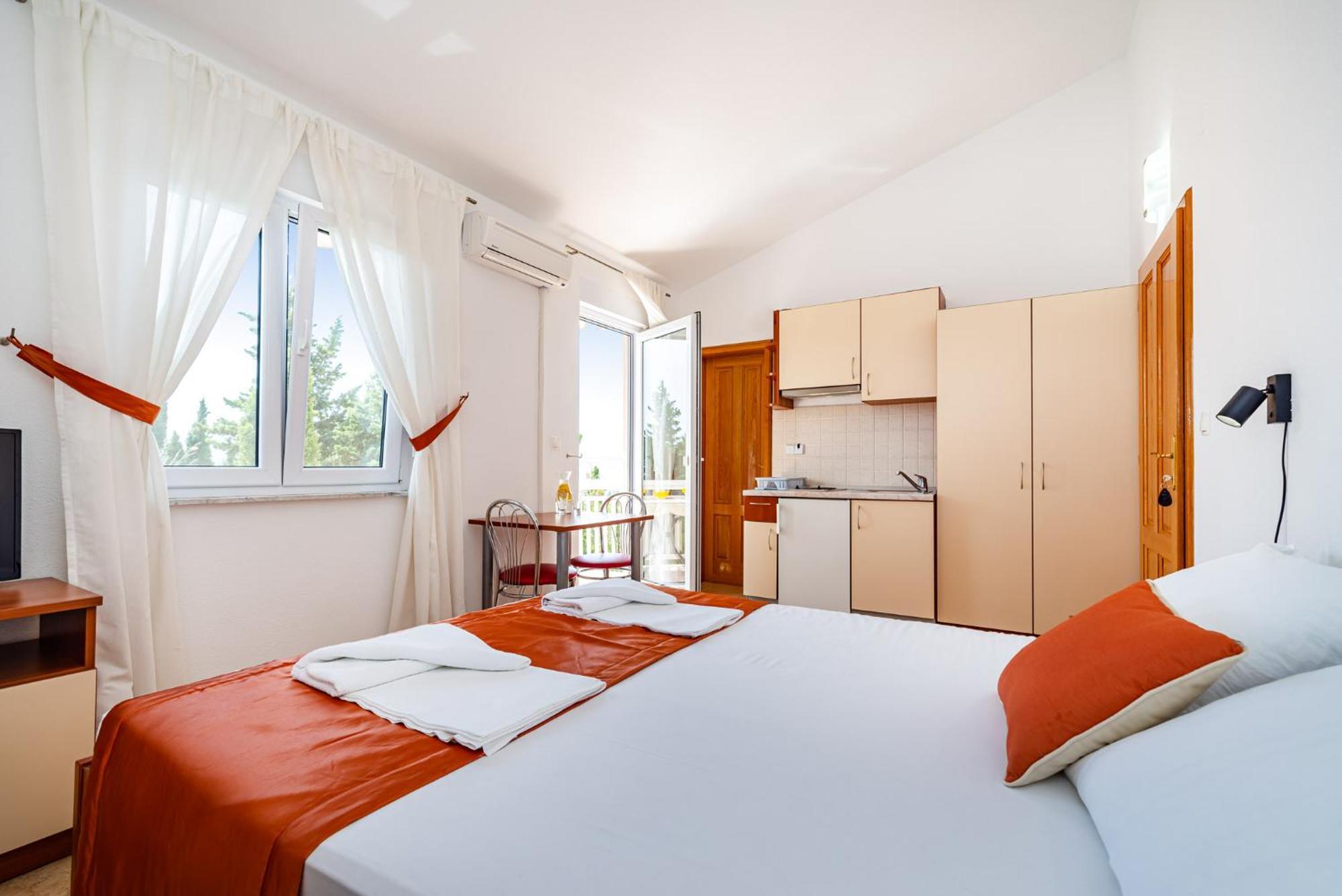 Apartments Prkacin 2 Starigrad Paklenica Buitenkant foto